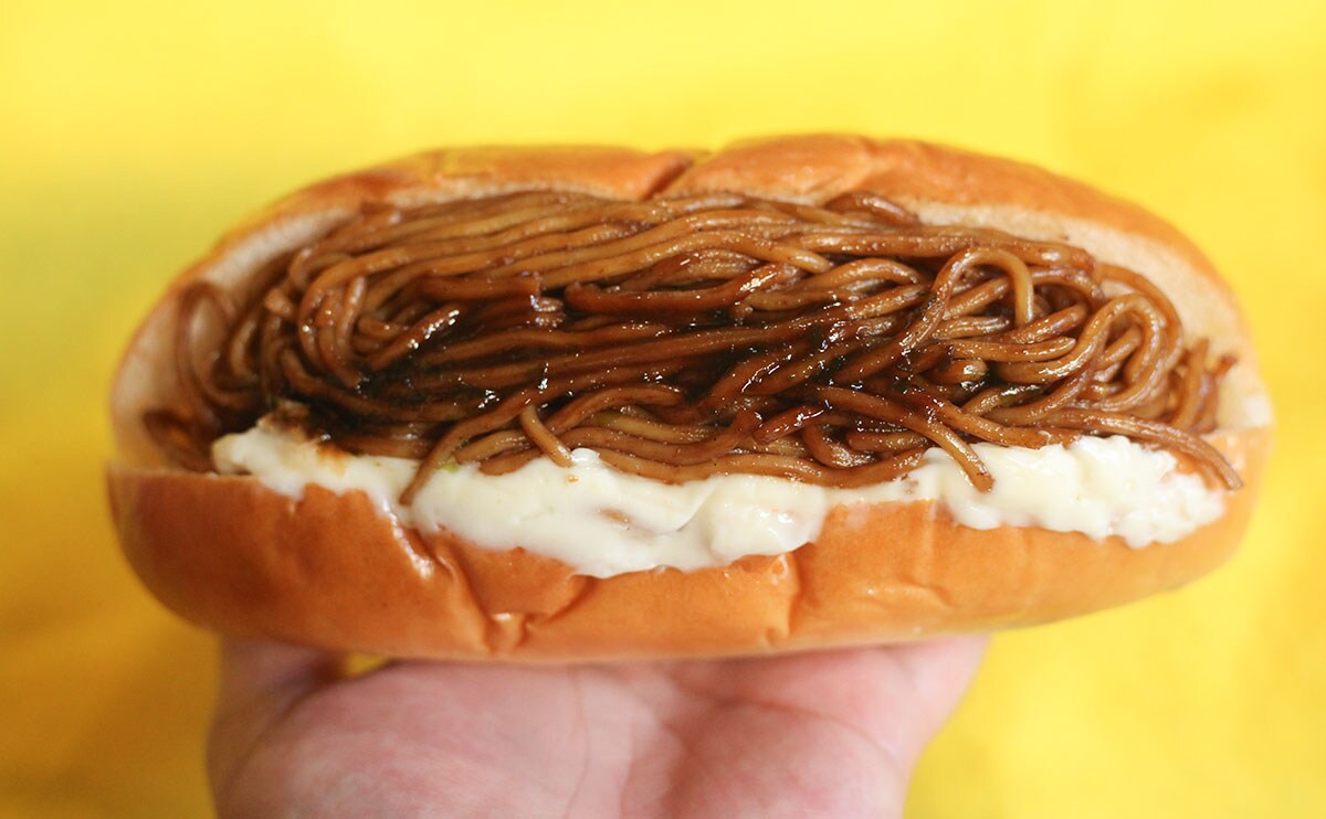 「リピ決定」「大盛りすぎる」『U.F.O.』で作った焼きそばパンが最高だった