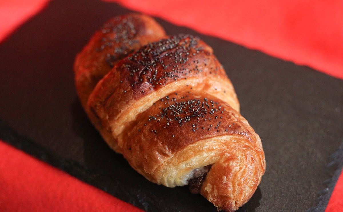 リベイク推奨。【ローソン】の『あんクロワッサン』を食べてみた