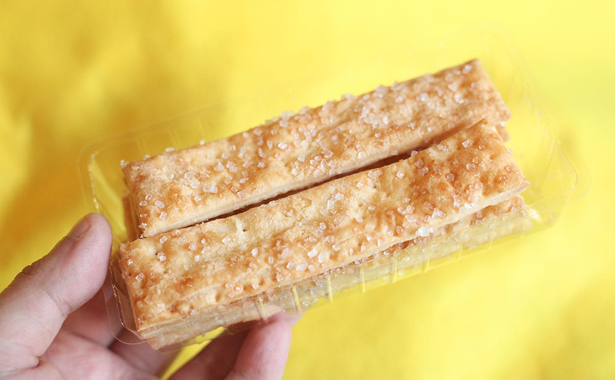 120円で6枚入り。【ローソン】新商品を食べて“はしっこ”の底力を思い知った
