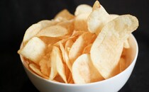 【ローソン限定】口臭注意!? 人気投票で2位になった『ポテチ』が帰ってきた！