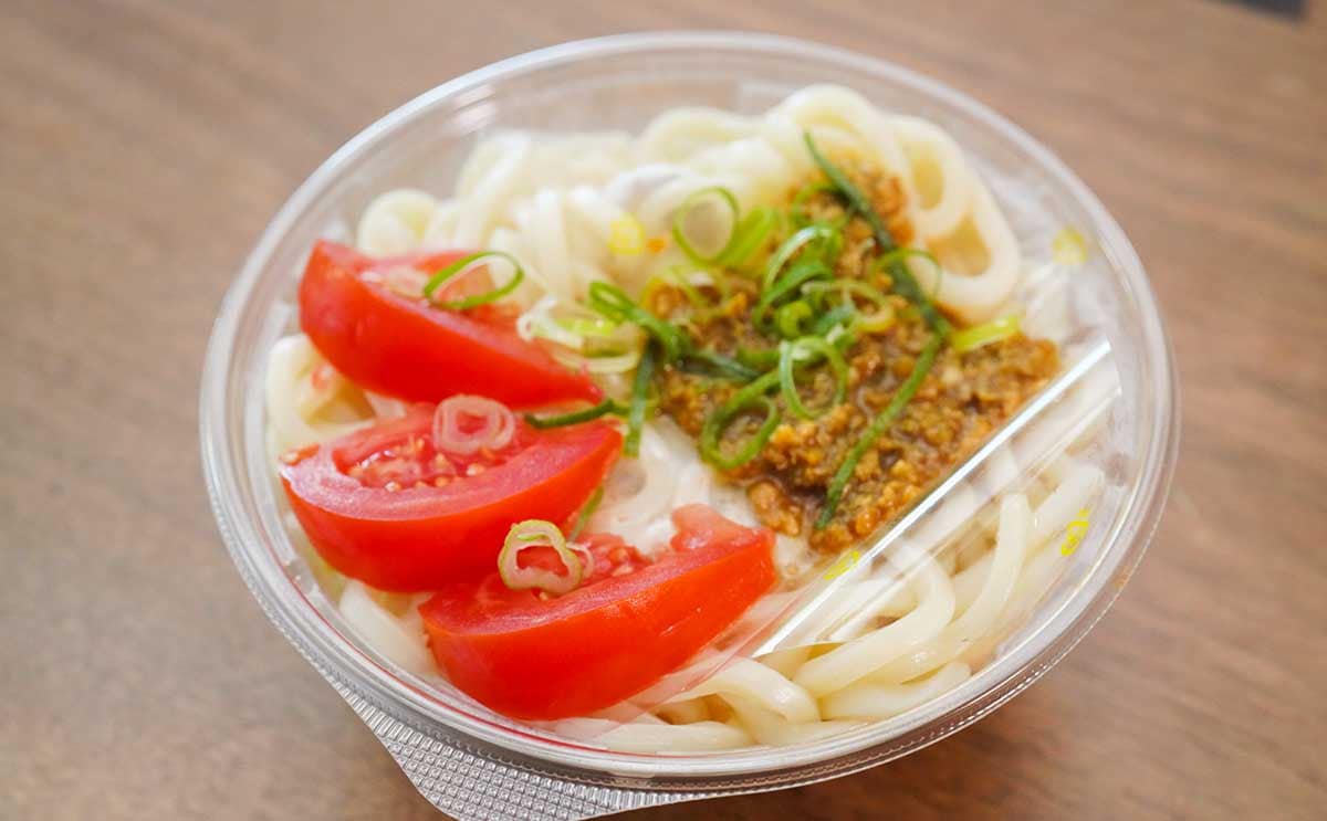 「しっかり辛い」「また食べちゃいそう」【セブン】新作麺が本当にうまい