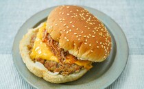 【セブン】新作バーガーは「ダブチ」より高いけど激ウマだからおすすめ