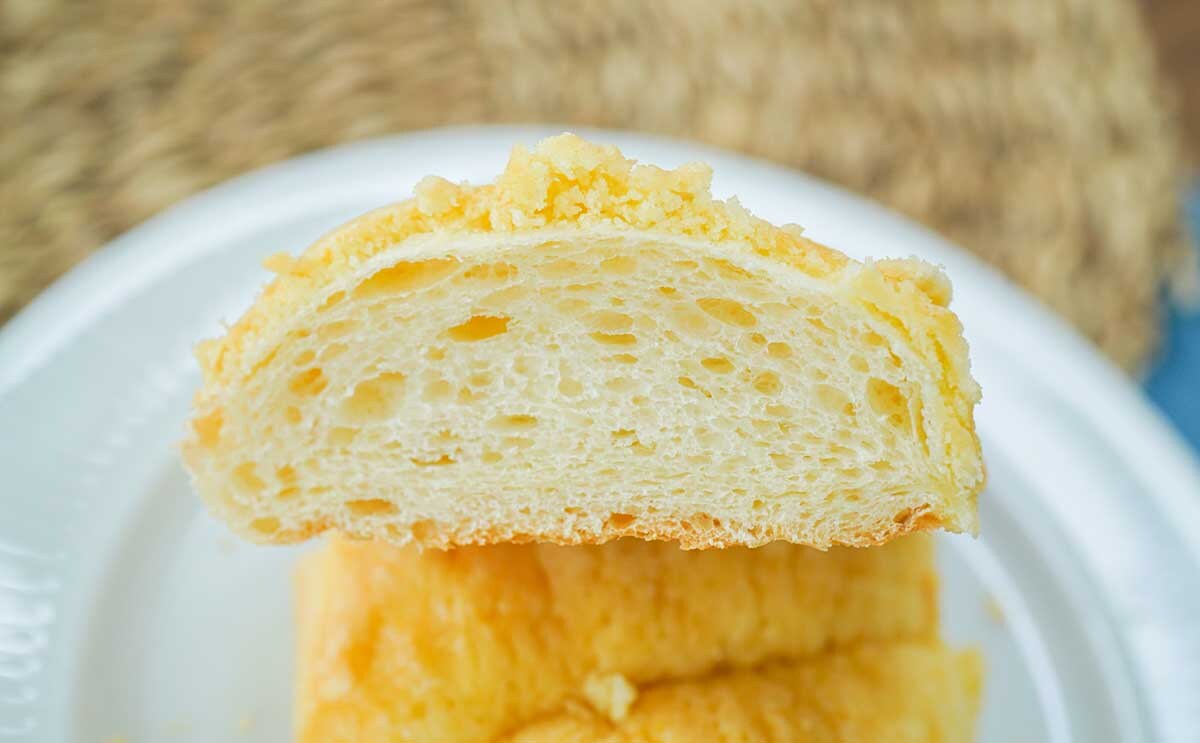 「みんなも食べて」「え、おいしい」【セブン】140円パンは開封した瞬間からウマい