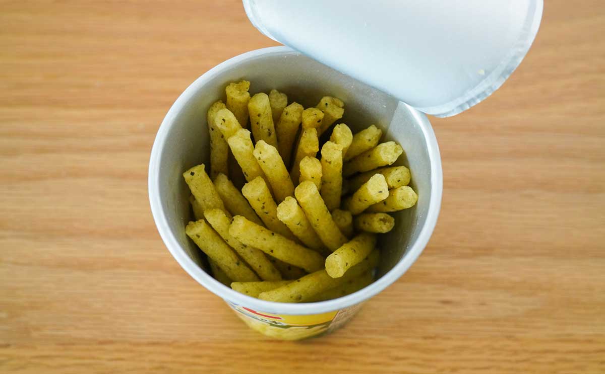 「通年販売して」「最強にうまい」限定【じゃがりこ】は間違いない味