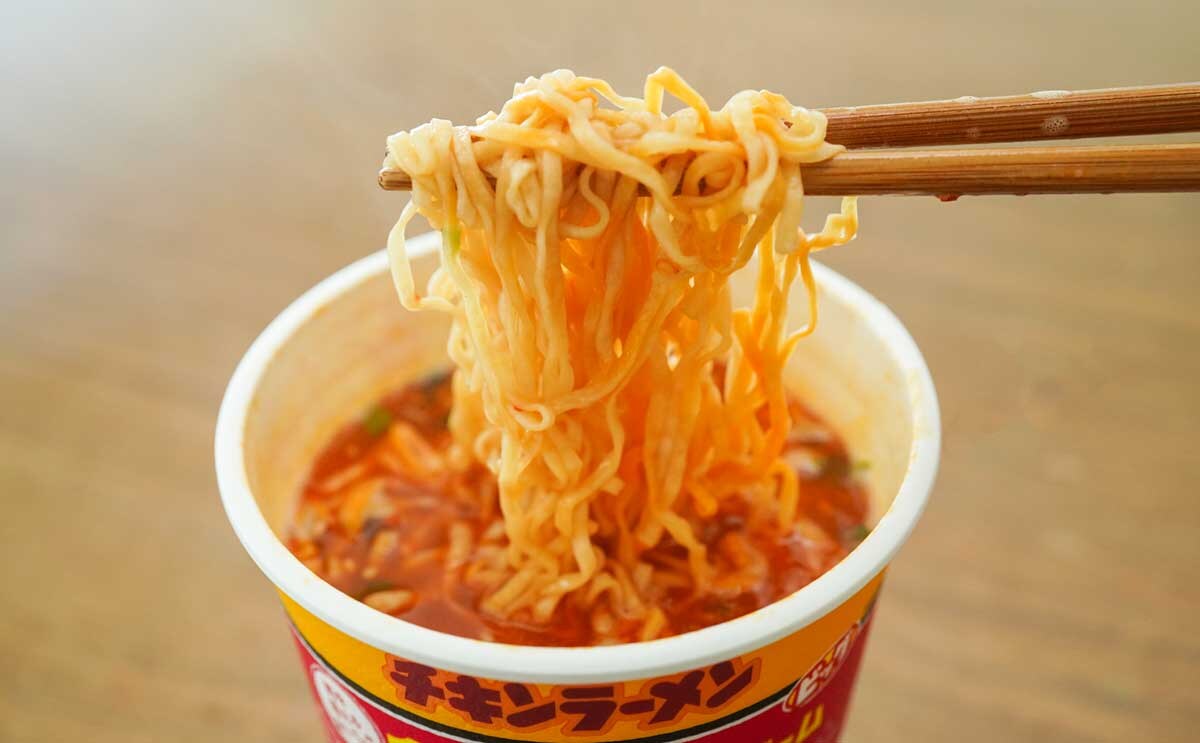 「良い組み合わせ」「スープおいしかったよ」【日清食品】の新作カップ麺が想像以上によかった
