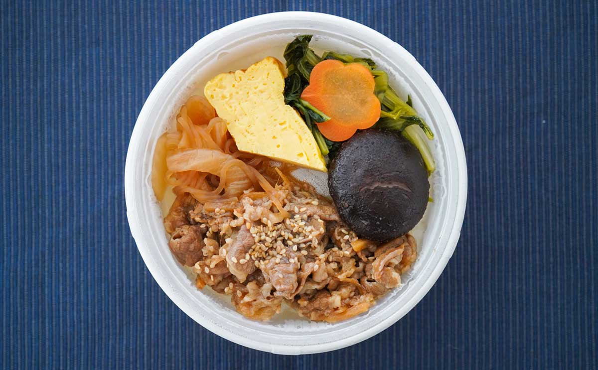 「具材いっぱい」「贅沢だった」【セブン】648円でNo.1旅館の味を堪能する