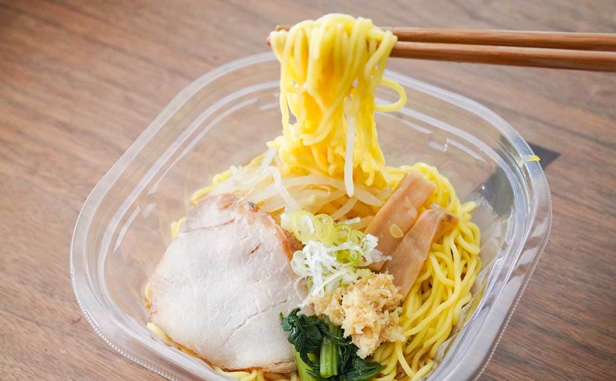 「かなり良い」「けっこう美味しかった」【セブン】新作ラーメンはさっぱり系