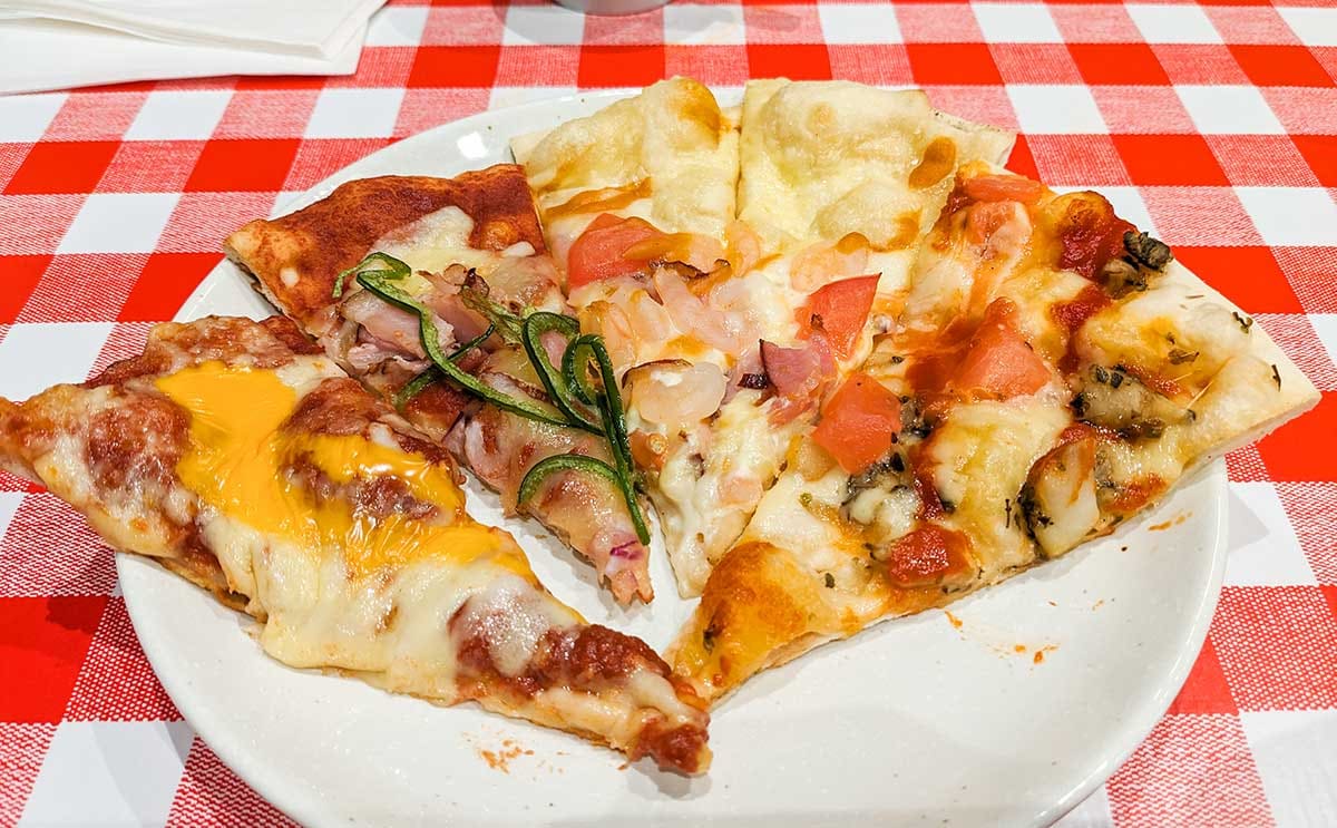 アメリカンな店内で楽しむ【食べ放題】が最高だった