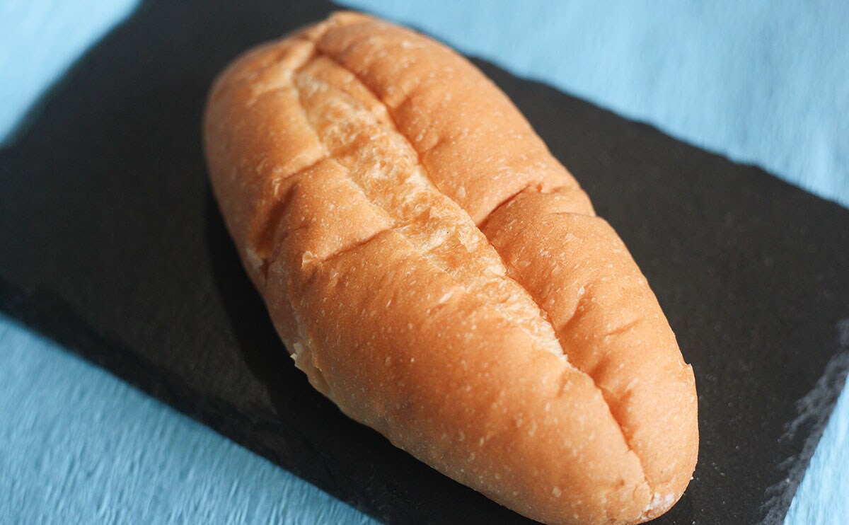 「うますぎる」「絶品」【ファミマ】の145円パンは地味だけど美味!