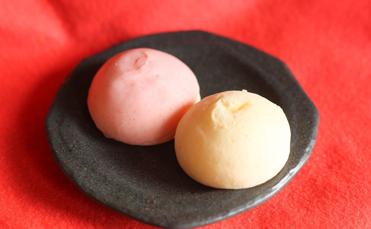 ローソン】生地までマスカット風味の爽やかなもちぷよ