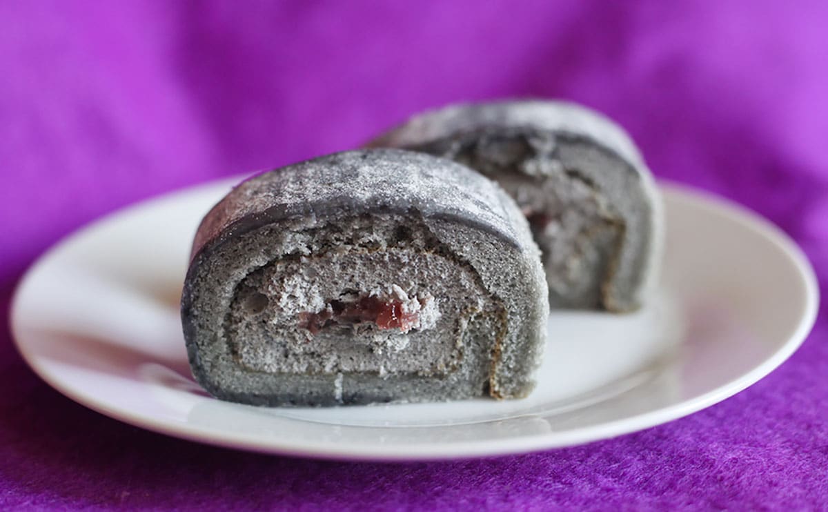 ごまとあんこが出会った…!【ローソン】人気スイーツの新作!