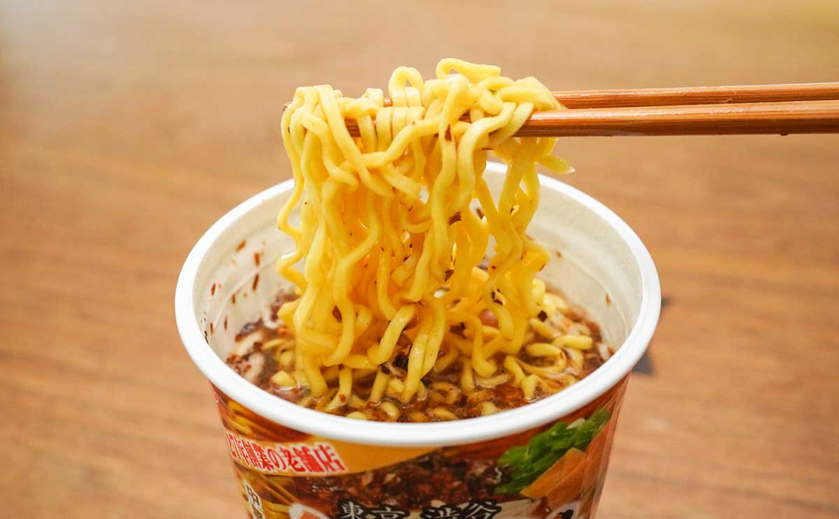 「うまいよ」「お店に行きたくなる」【セブン】老舗ラーメン店のカップ麺登場