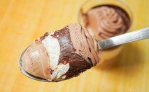 「高級感ある」「食べたら飛ぶよ」【セブン】新作スイーツをようやくゲット！