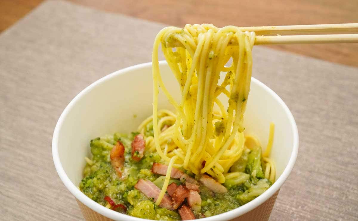 「3回食べた」「バリうま」【セブン】新発売の麺は名店の味