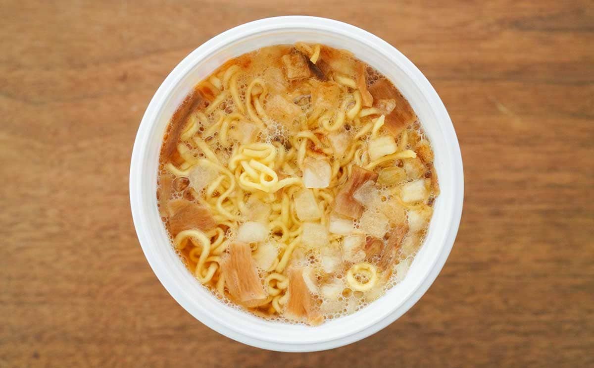 「全部飲んだ」「うまい」人気ラーメン店の【カップ麺】登場！よりお店の味になったらしい