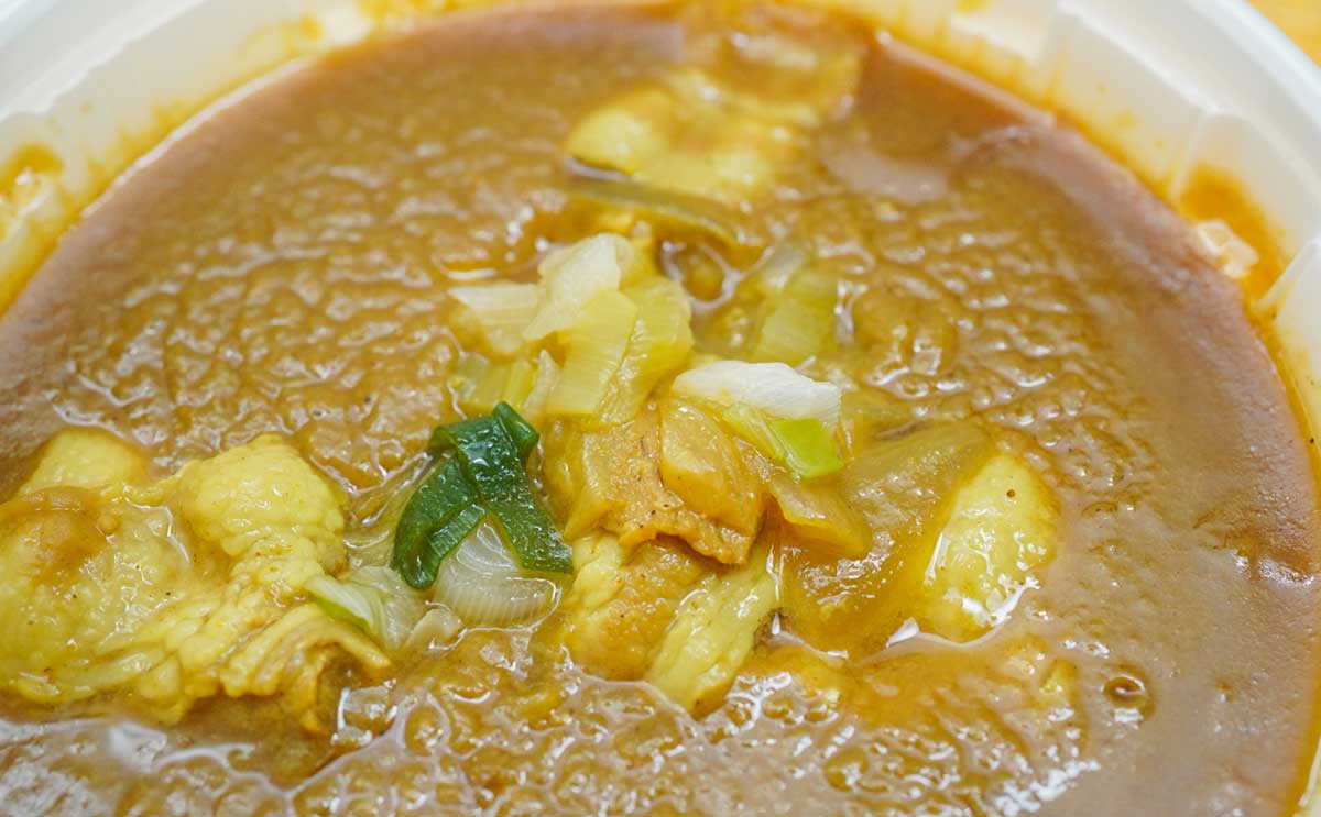 「だしがいいね」「うまーい」【セブン】300円台のカレーにハマりそう