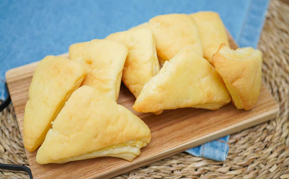 「止まらないうまさ」「お得感ある」【セブン】激うまパン、8個入り159円で復活!