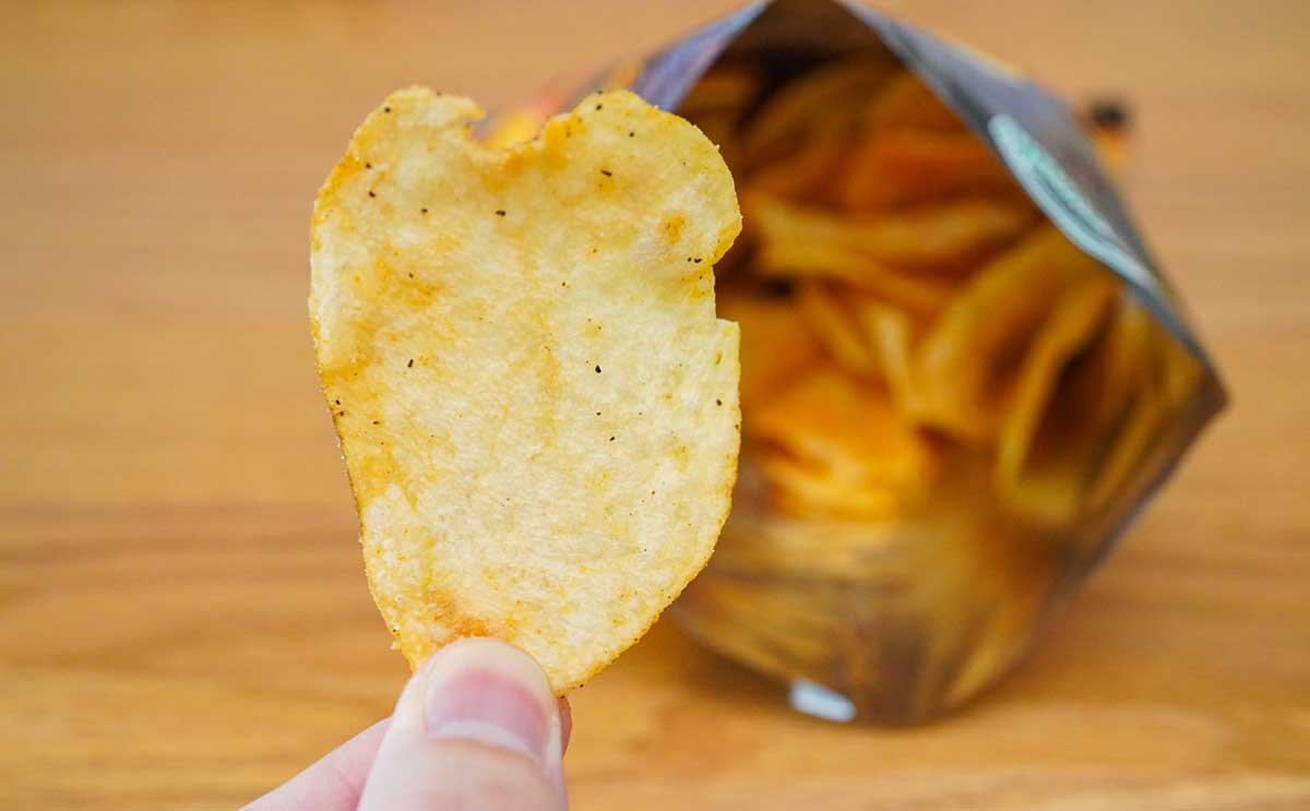 「たくさん食べれる」「買い占めたよ」新発売の【じゃがりこ】が話題に【おすすめスナック菓子3選】