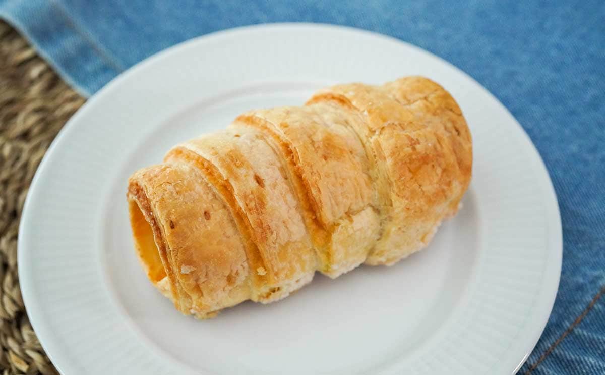 「超おすすめ」「生地うまっ!」【セブン】149円パンが最高すぎる