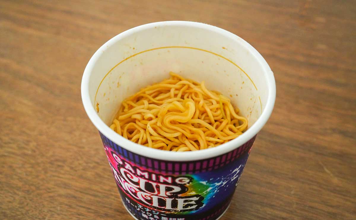 「普通にうまい」「クセになる」パンチがきいた【カップヌードル】新商品とは