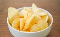 「最高のコラボ」「定番にしてくれ」話題の限定ポテトチップスとは