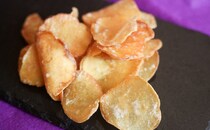 「箱買いした」「コスパよし」手が止まらなくなる【カルディ】の激うまチップス【秋商品まとめ】