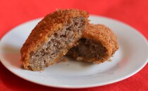 「企業努力すごい」「マジでうまいぞ」【ファミマ】の新ホットスナックは“極旨”