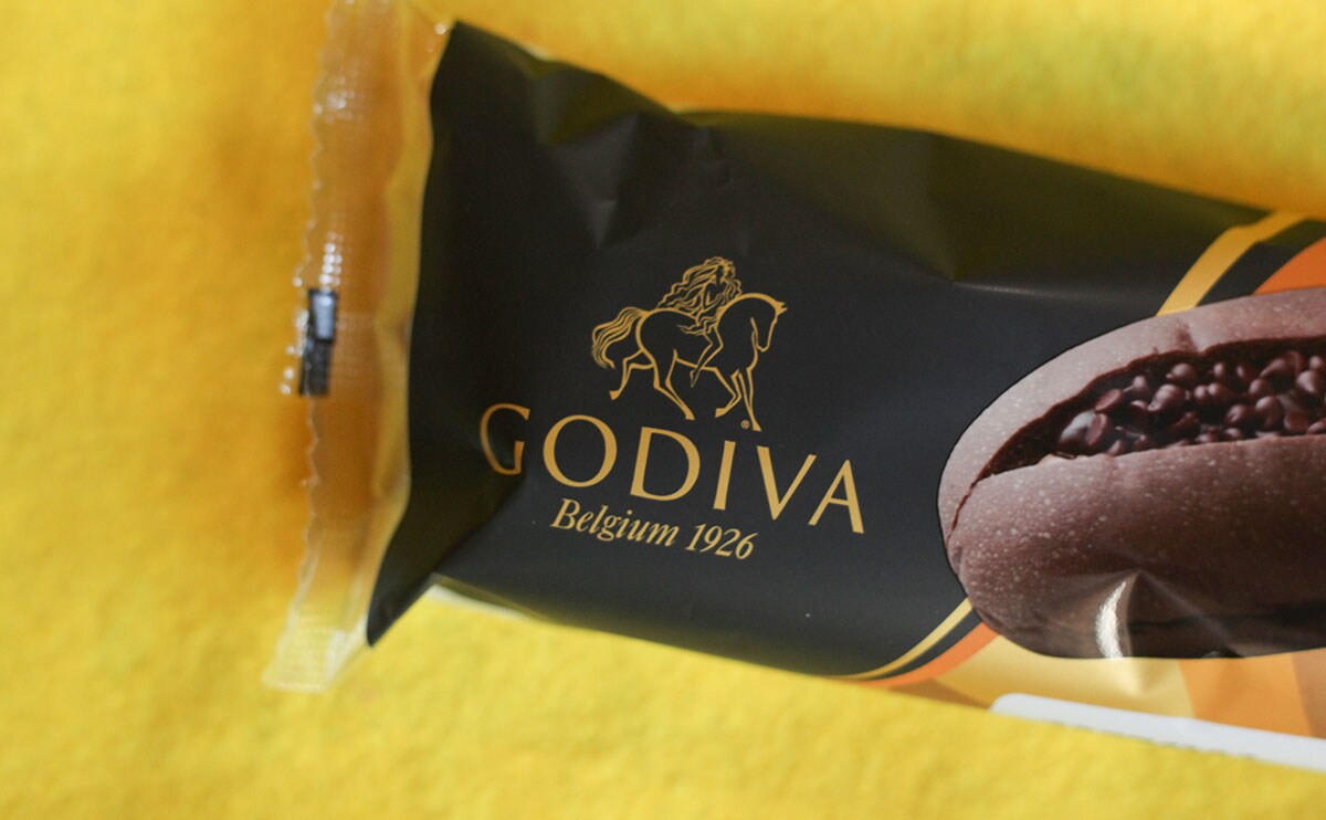 「チョコ欲が満たされる」「うますぎる」【ローソン】で買えるリッチ系チョコパン
