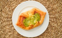 「おいしくて感動」「めちゃうまい」【セブン】新作パンは風味豊かな味わい