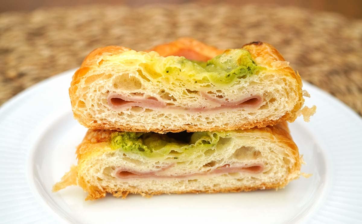 「おいしくて感動」「めちゃうまい」【セブン】新作パンは風味豊かな味わい