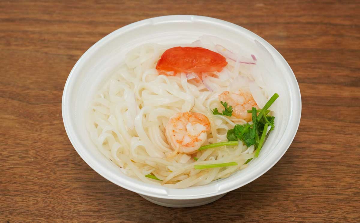 【セブン】新作麺に「汁うますぎ」の声