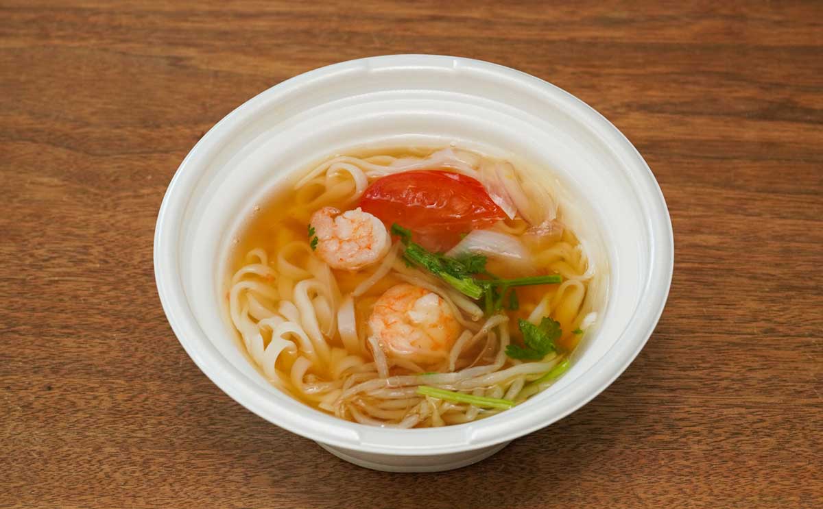 【セブン】新作麺に「汁うますぎ」の声
