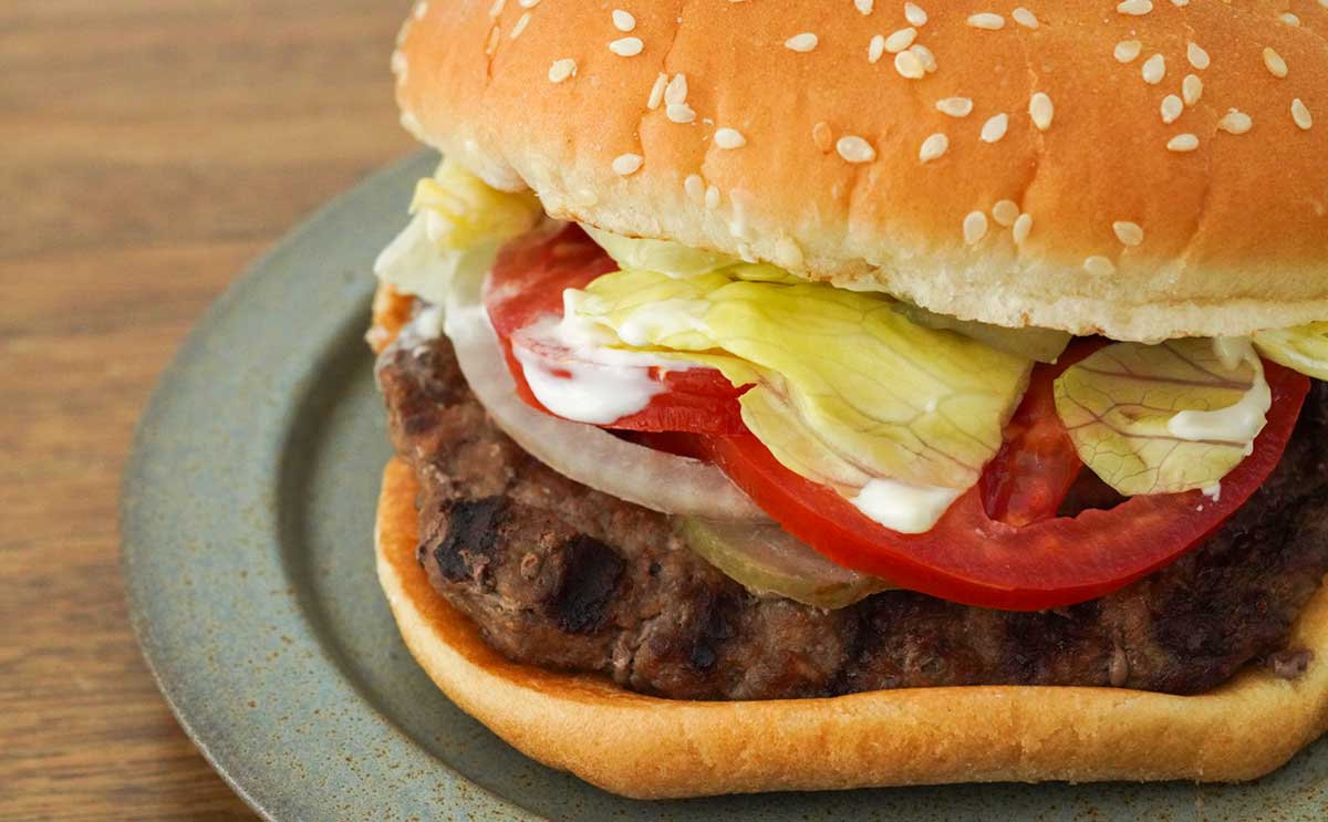 『翔んで埼玉』コラボ!バーガーキングでステッカーがもらえるけど、事前に調べたほうがいいかも