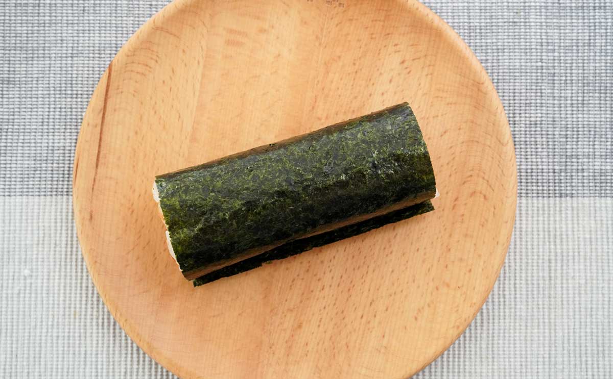 「バリうまい」「買ったほうが良い」【セブン】黒い棒が美味しすぎる