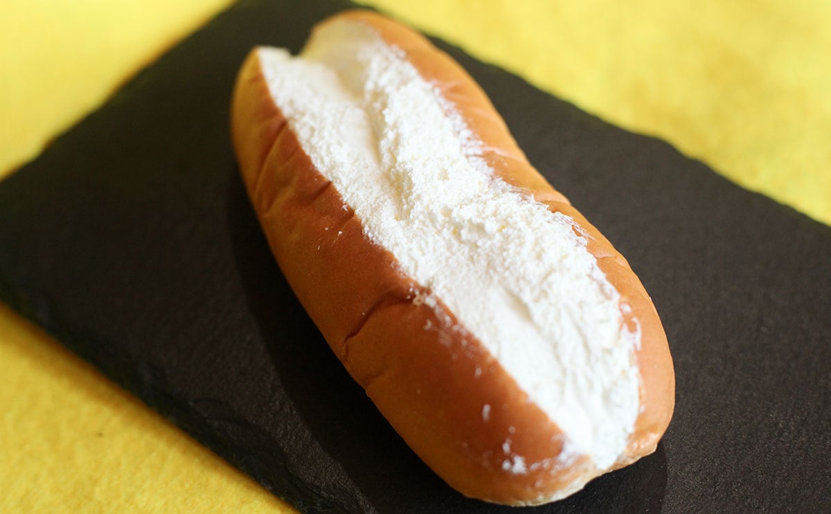 生クリーム好きは集合!【ローソン】の『クリームコッペ』がシンプルにうまい