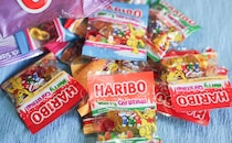 【カルディ】で発見。クリスマス仕様の『ハリボー』がかわいい！