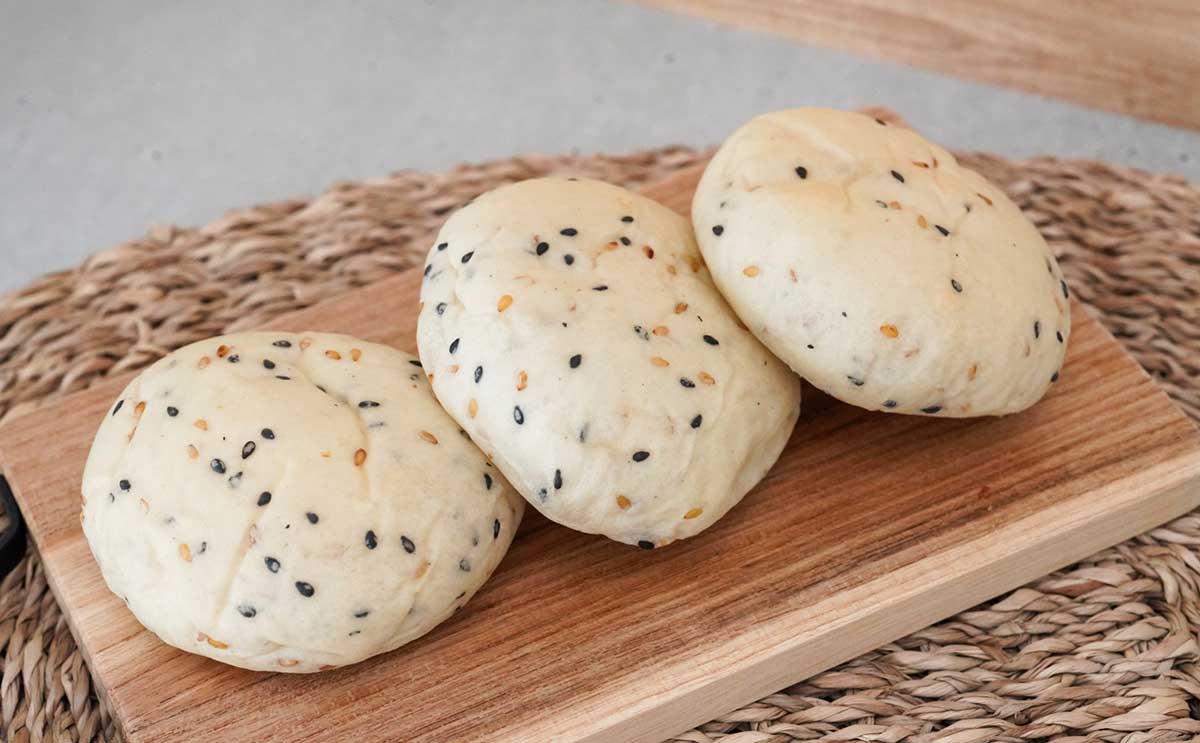 「復活うれしい」「最高」【セブン】3個入り170円のパンがめちゃウマ