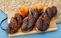 1袋528kcal【セブン】ボリューム感のあるドーナツが200円以下で買える