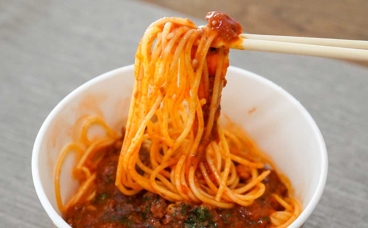 「めちゃウマくて感動」【セブン】魚介のうまみたっぷりの麺がたまらない