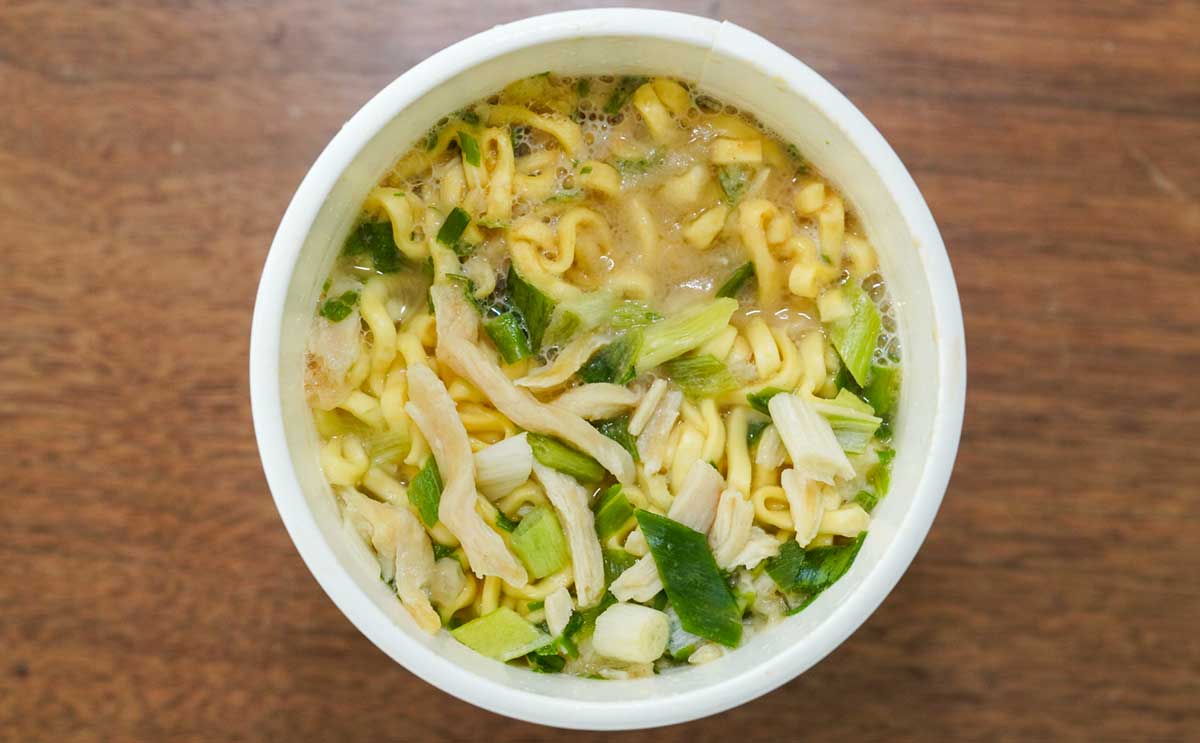 「超うまいよ」【超極太麺】のカップ麺が全国発売に