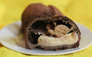 「最高においしい」ローソン新商品『ティラミスクッキーシュー』に激ハマり中！