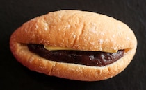 「すごくうまい」「復活してる」あんこ×バターのファミマ新作パン