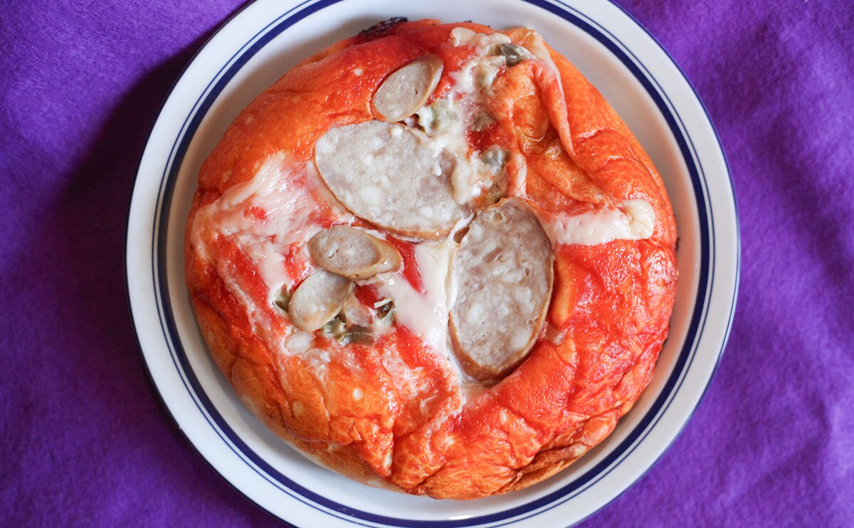 ローソンの『でっかいピザパン』が本当にでっかかった