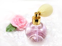 実は○○に有効？　余った香水の意外な使い道