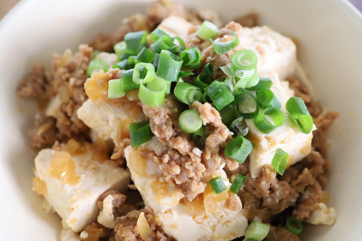 みそ味でご飯がすすむ！「豆腐のそぼろ炒め」