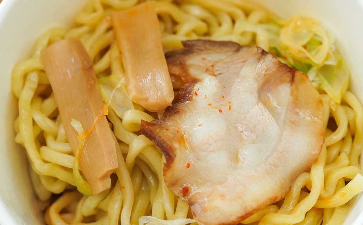 「コスパ最高」【セブン】421円麺の食べごたえがスゴすぎる