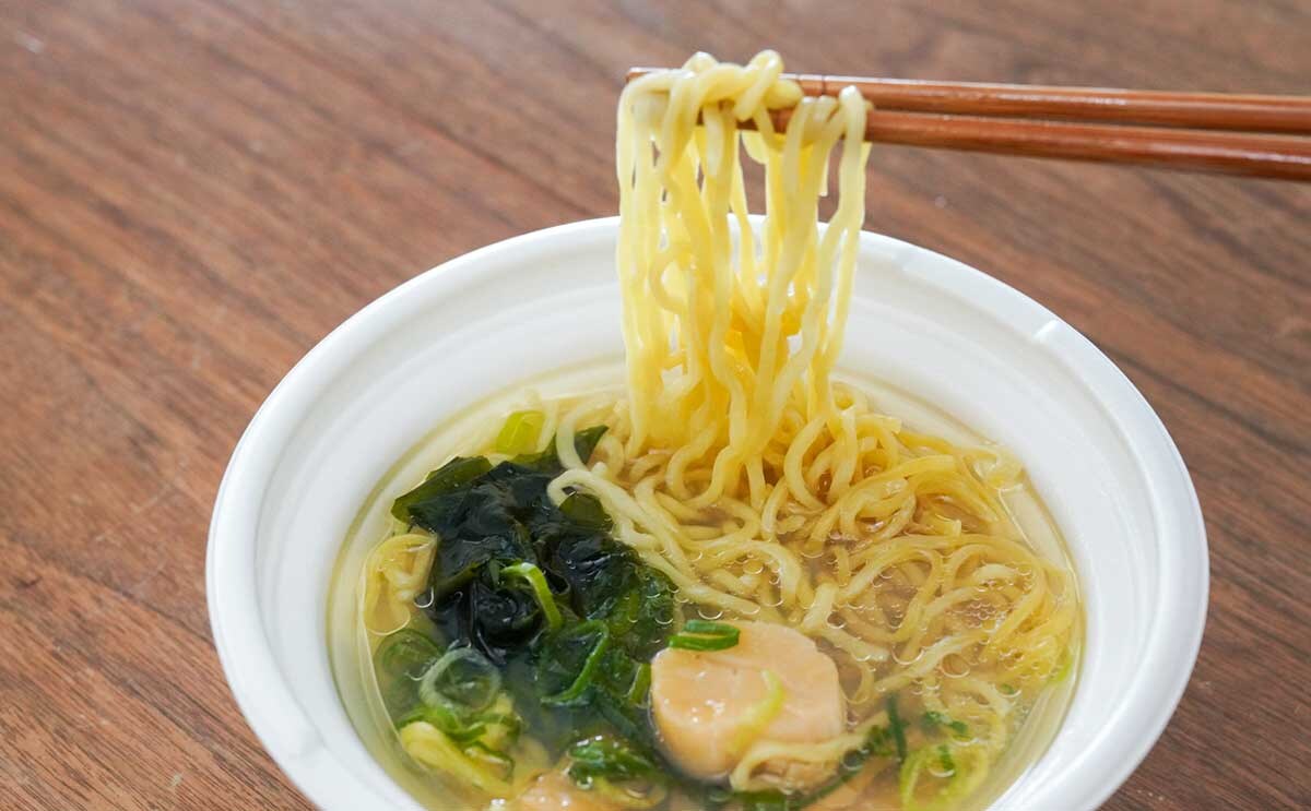 「ずっと売ってて」【セブン】北海道グルメフェアのラーメンがうますぎる