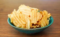 「わさびヤバい」超刺激の【わさビーフ】は食べる手が止まるほど強烈な味わい