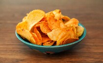 【罪なおいしさ】数量限定「ピザポテト」はビールが飲みたくなる