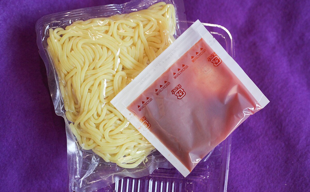 意外な組み合わせ。カルディの『ナポリタン』はレンチンOK!